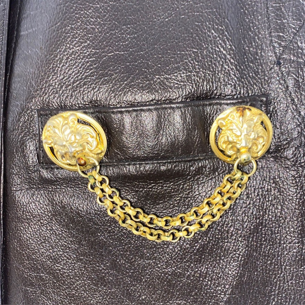 Vintage Mitrani Leather‎ Vest Lion
Head Medallions Size Medium Brown
Rare - Picture 2 of 11